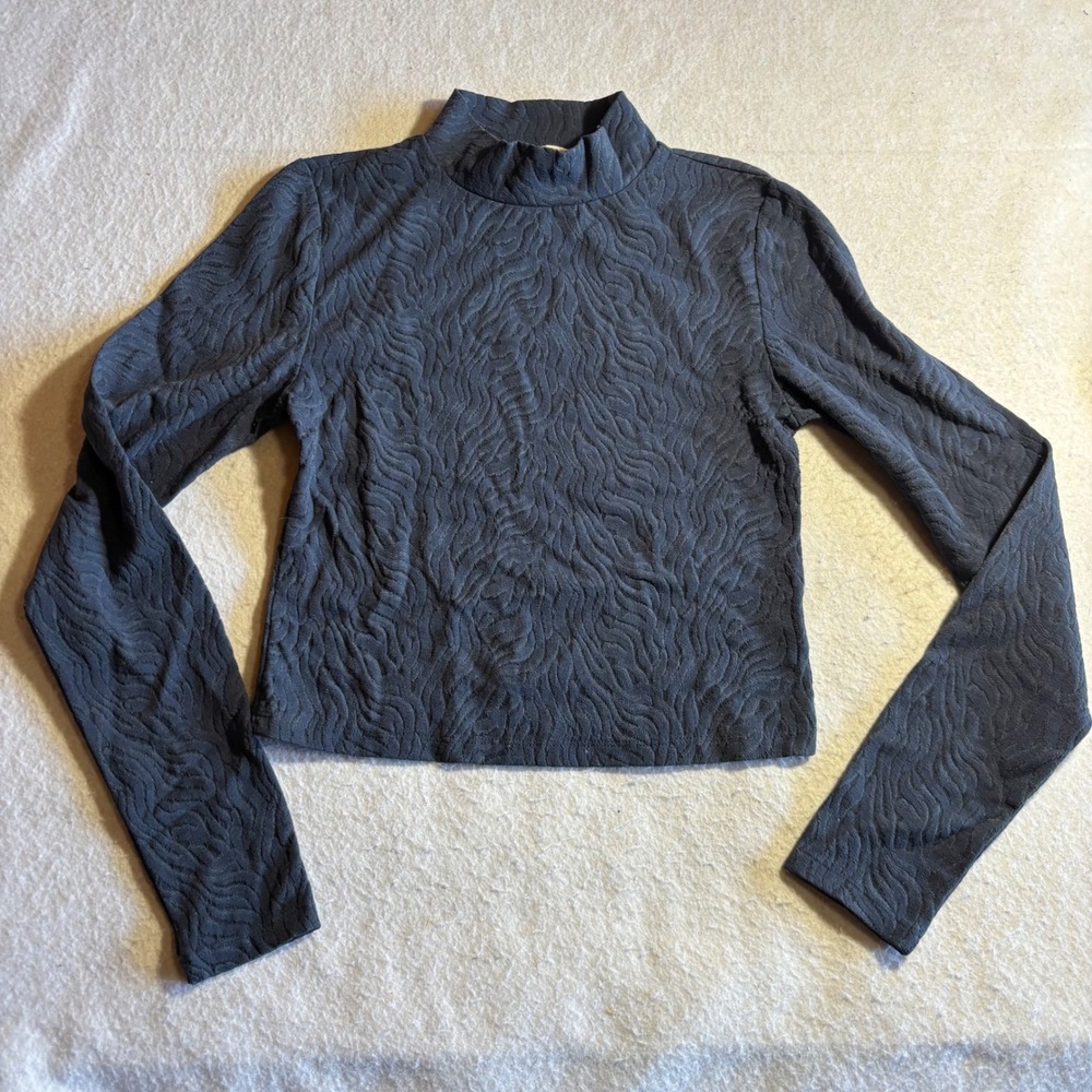 Babaton Spacelace Mock Neck Textured Long Sleeve Cropped Top Blue Medium
